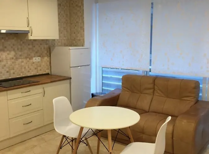 Pasaje La Camboria * Fuengirola